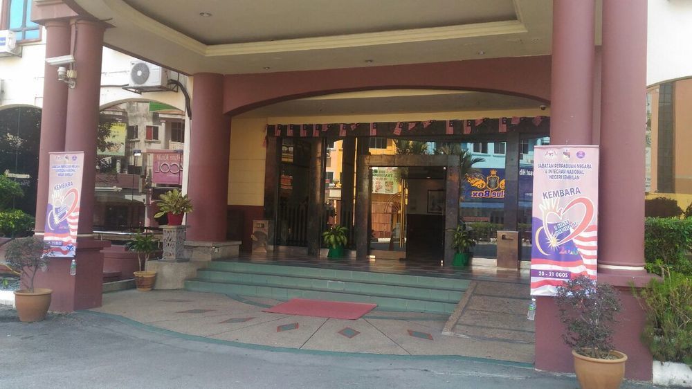 The Aston Hotel Nilai Exterior photo