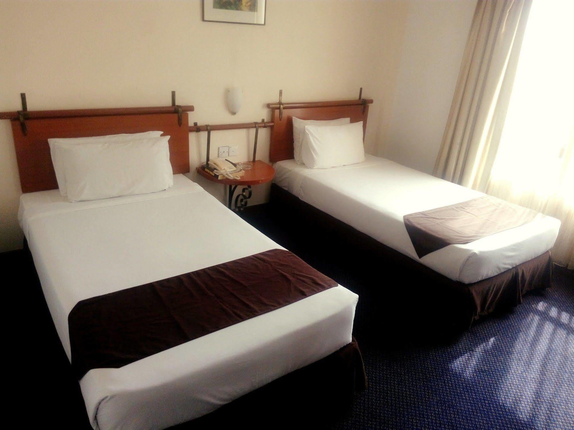 The Aston Hotel Nilai Exterior photo